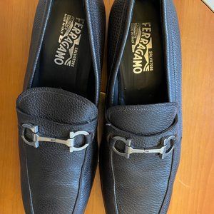 FERRAGAMO: Men's Parigi Gancini Leather Drivers - Excellent Condition. Size 10